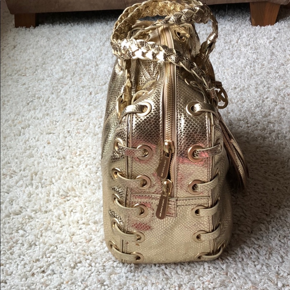 Michael Kors Gold bag - Picture 4 of 9